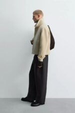 ⁦LIMITED EDITION WOOL BLEND JACKET⁩ - الصورة ⁦4⁩