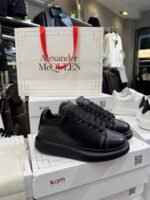 Alexander Mcqueen - Image 5