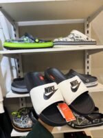 Nike tech slipper - Image 3