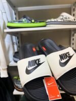 Nike tech slipper - Image 4