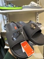 Nike tech slipper - Image 3